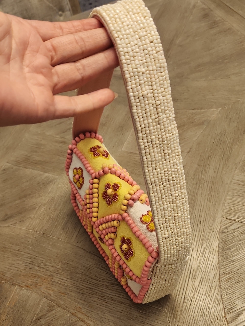 Express Edit Beaded Floral Shoulder/Hand Bag -Trendy -Vacation Ready - Picture 4 of 8